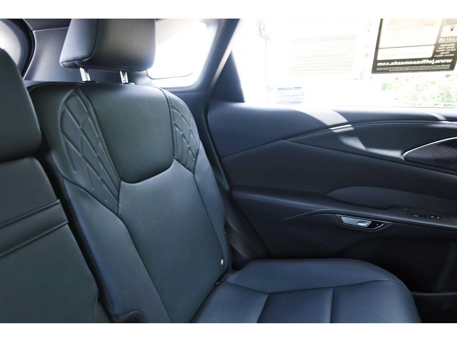 Used 2025 Lexus RX 350 Premium w/ Accessory Package (Z1) FWD image 10