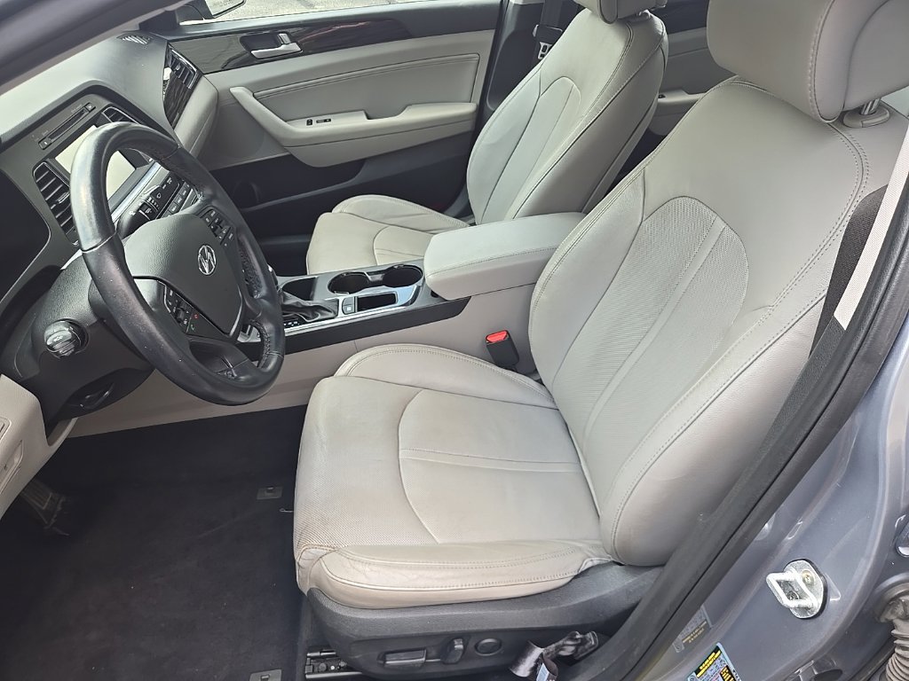 Used 2017 Hyundai Sonata Limited w/ Cargo Package FWD image 25