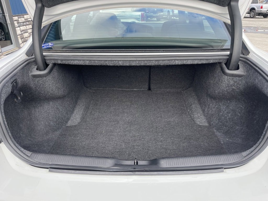 Used 2023 Dodge Charger SXT image 8