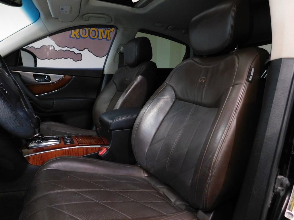 Used 2010 INFINITI FX35 AWD w/ Technology Pkg image 37