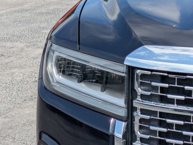 Certified 2021 GMC Acadia Denali w/ Denali Technology Package FWD image 11