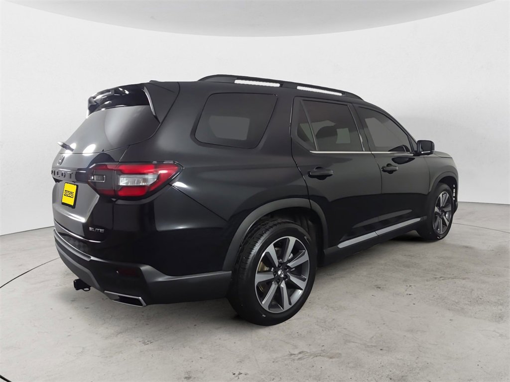 Used 2023 Honda Pilot Elite image 5