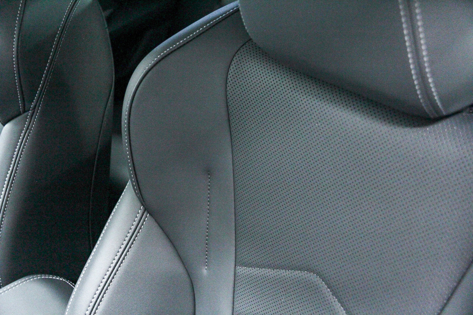Used 2026 BMW 228i w/ Technology Package image 25