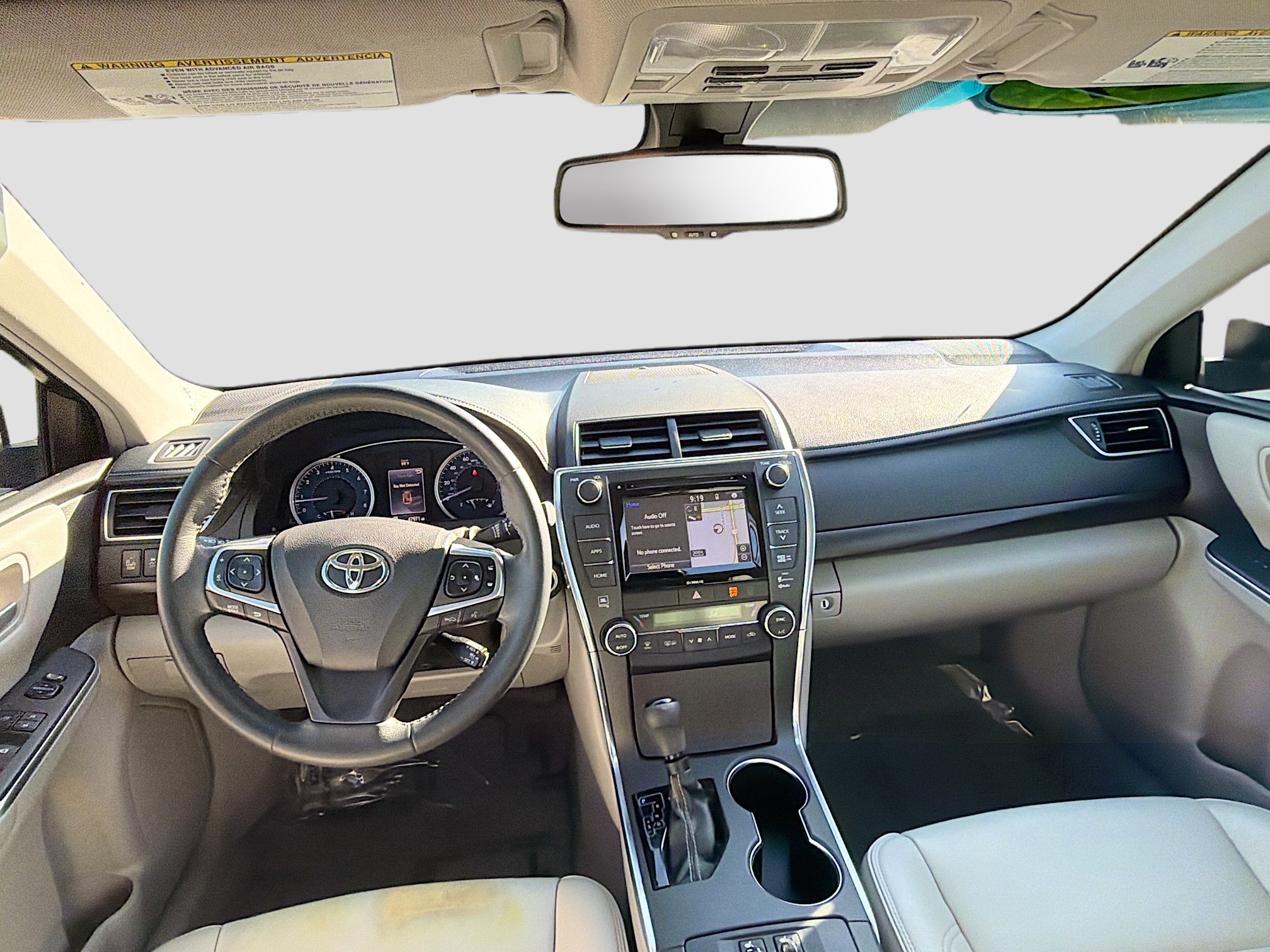 Used 2017 Toyota Camry XLE w/ Moonroof Package image 15