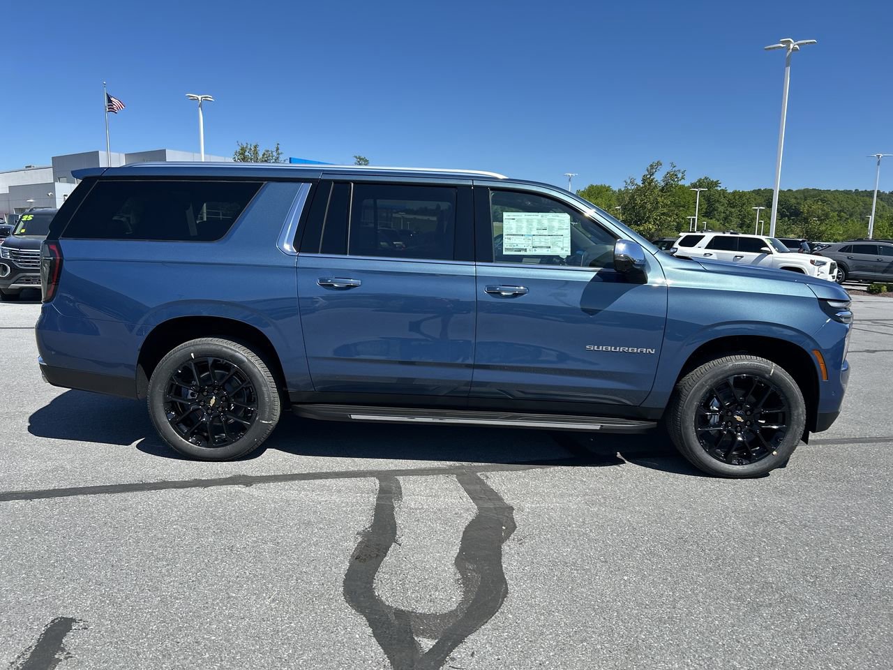New 2026 Chevrolet Suburban Premier AWD/4WD image 8