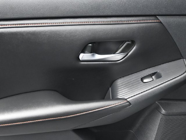 Used 2023 Nissan Sentra SR FWD image 14