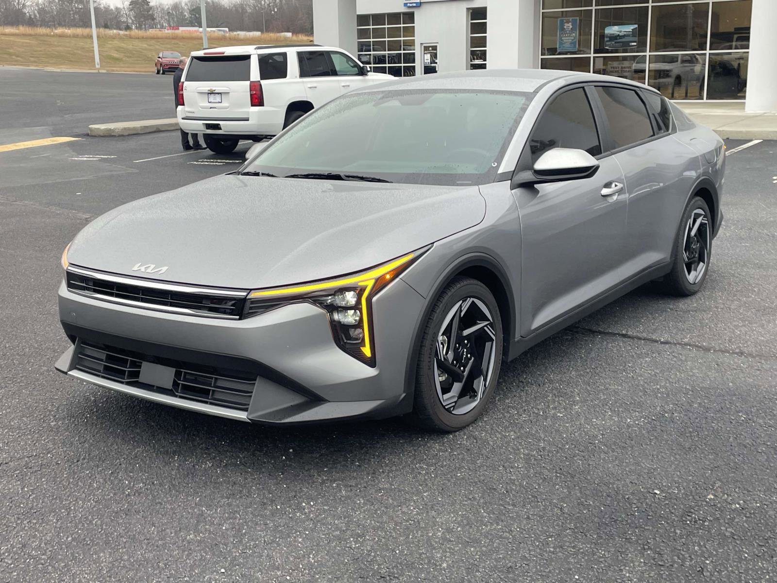 Used 2025 Kia K4 EX image 4