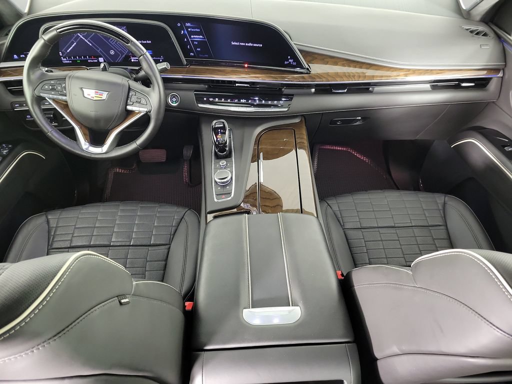 Used 2024 Cadillac Escalade ESV Premium Luxury Platinum AWD/4WD image 16