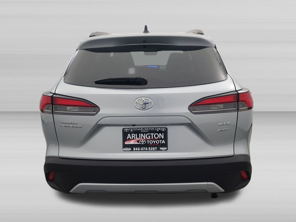 Used 2025 Toyota Corolla Cross XLE AWD/4WD image 6