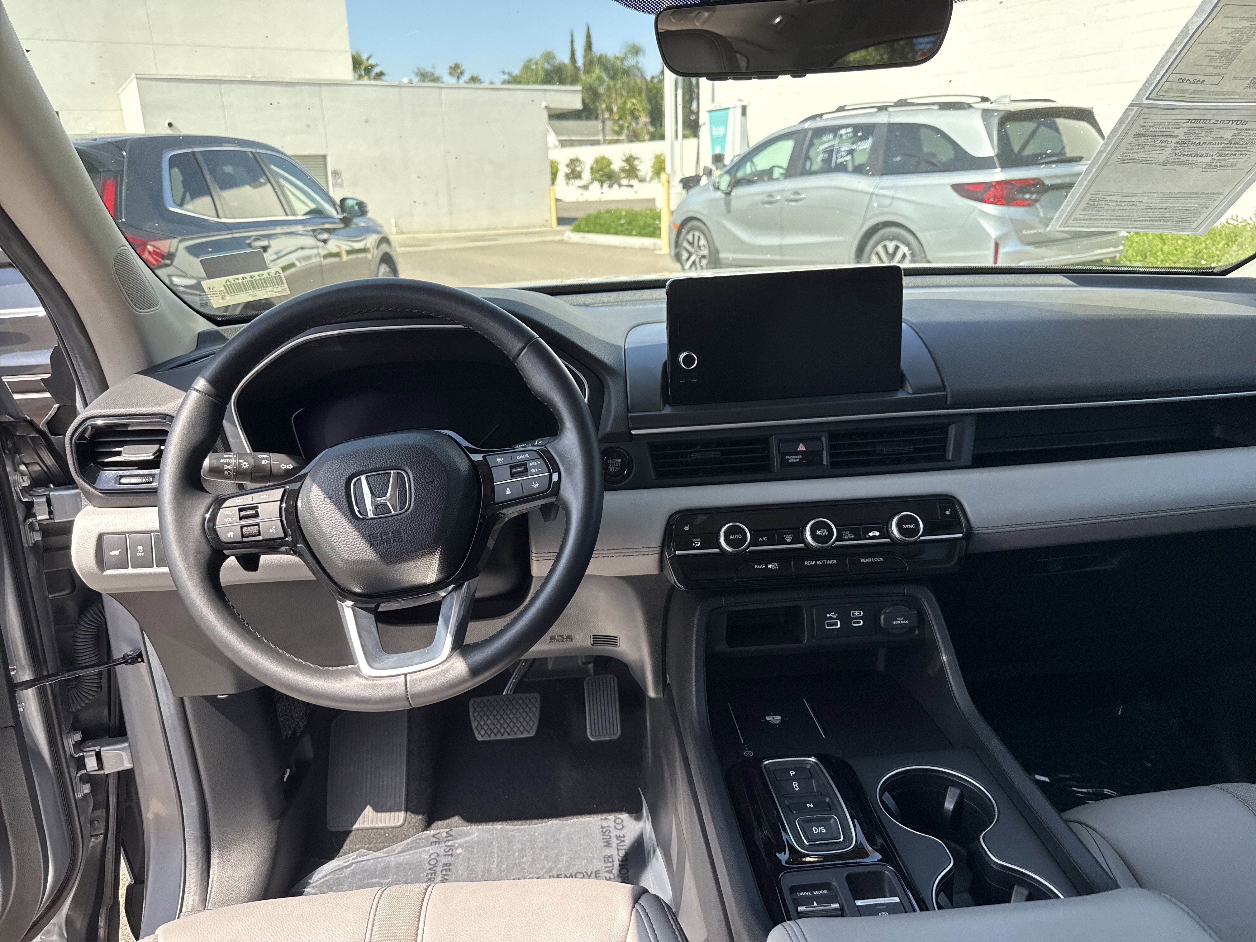 Certified 2025 Honda Pilot EX-L image 18