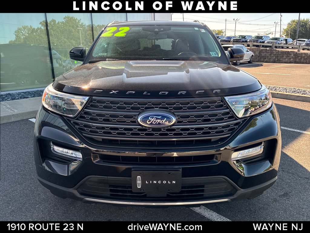 Used 2022 Ford Explorer XLT w/ Equipment Group 202A AWD/4WD image 10