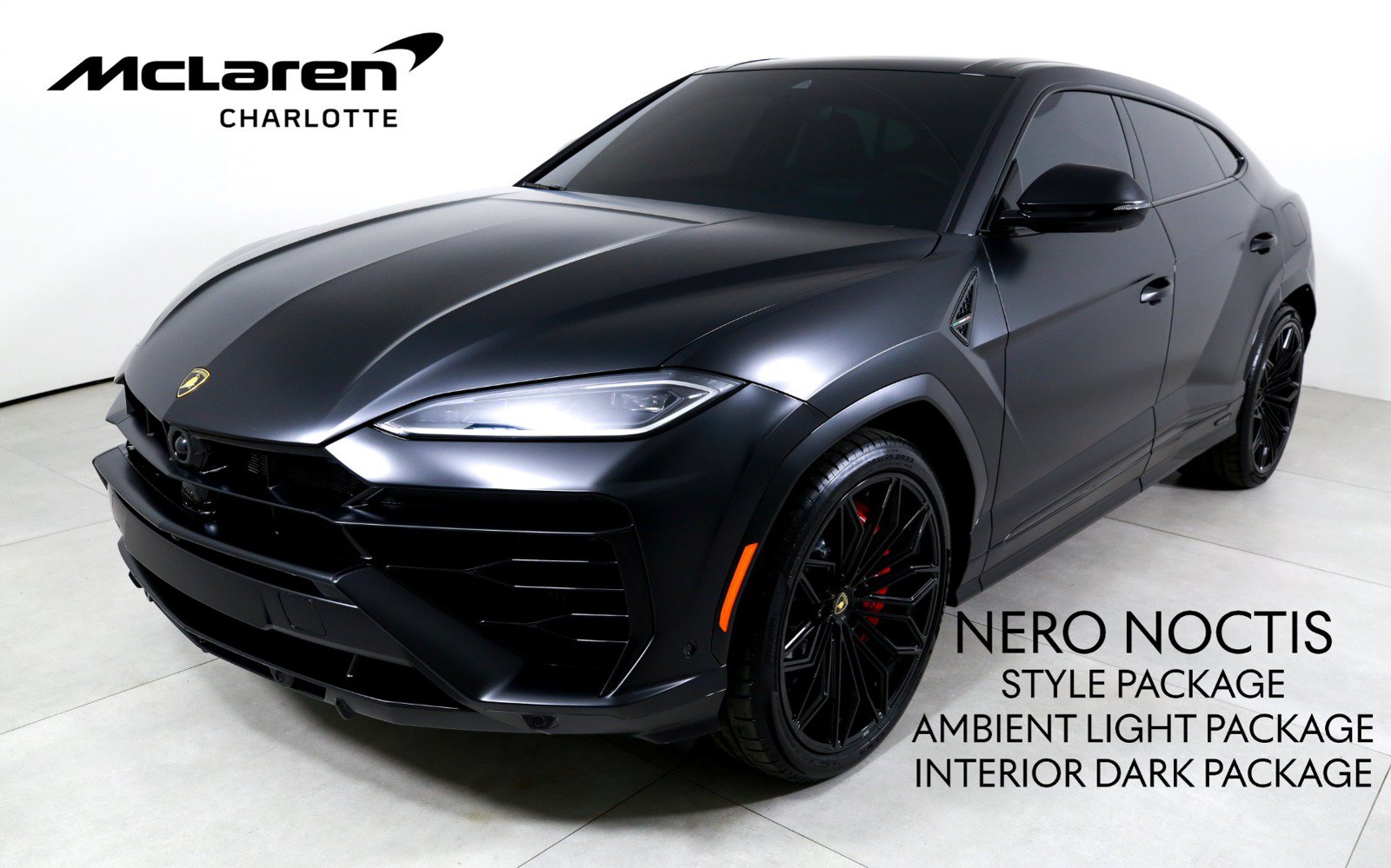 Used 2025 Lamborghini Urus SE AWD/4WD image 1