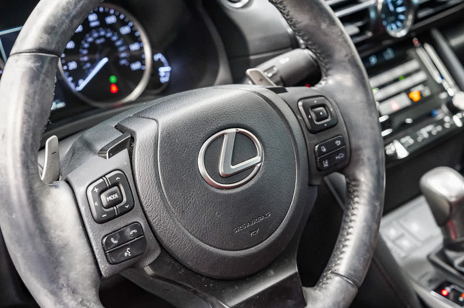 Used 2024 Lexus IS 300 w/ Premium Package RWD image 21