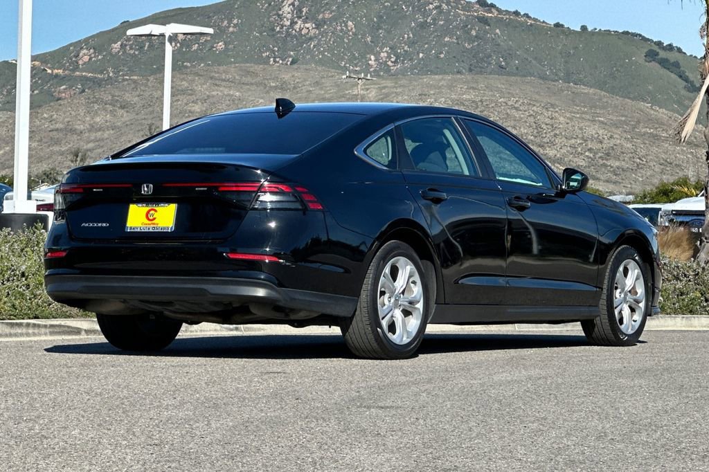 Used 2023 Honda Accord LX video 3