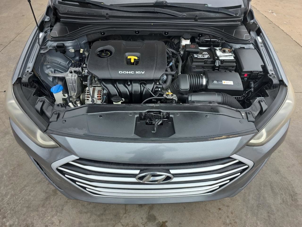 Used 2017 Hyundai Elantra SE image 26