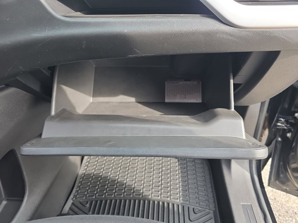 Used 2018 GMC Terrain SLE image 11