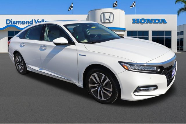 Used 2018 Honda Accord Touring image 1