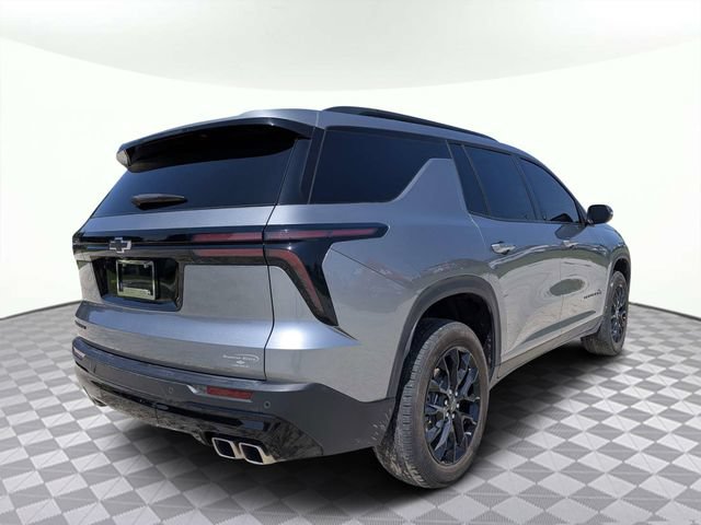 Used 2025 Chevrolet Traverse LT w/ Midnight/Sport Edition FWD image 3