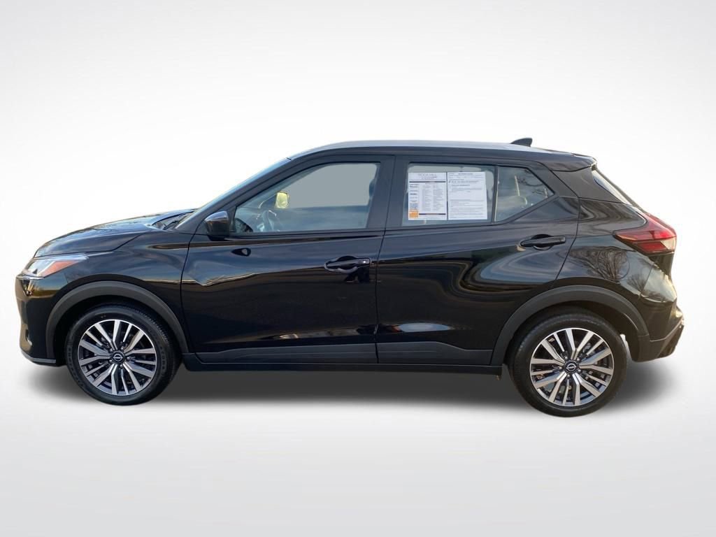 Used 2024 Nissan Kicks SV image 4