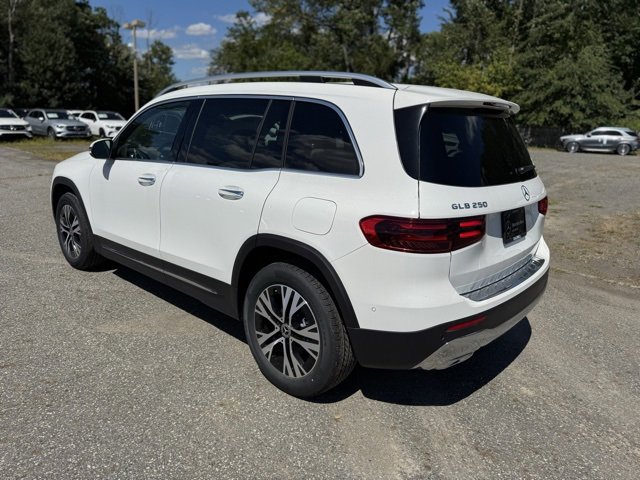 New 2026 Mercedes-Benz GLB 250 4MATIC image 5