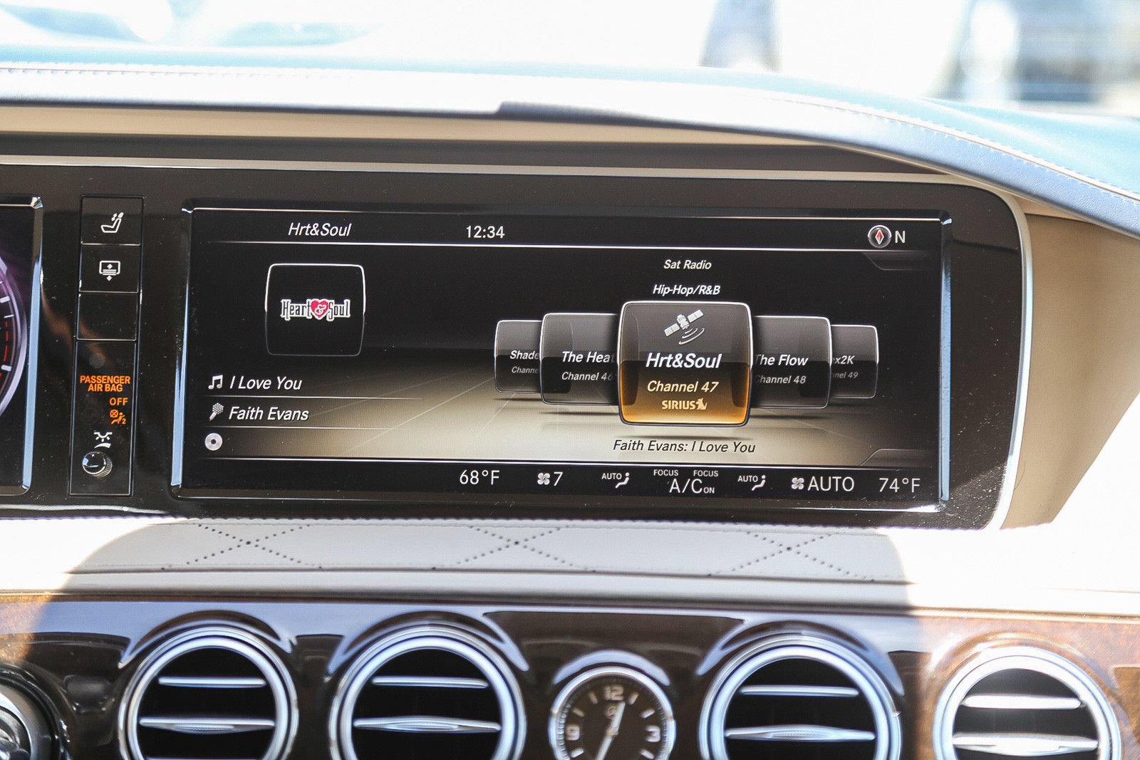 Used 2014 Mercedes-Benz S 550 Sedan w/ Sport Package Plus One image 12