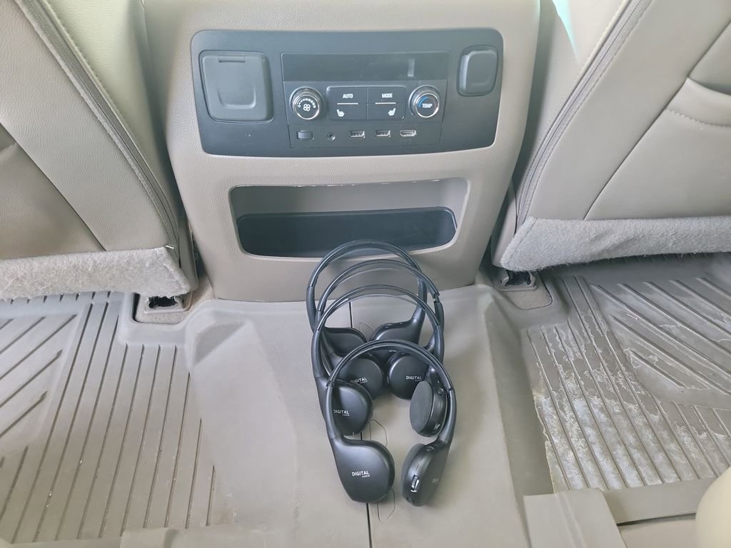 Used 2019 Chevrolet Tahoe Premier image 33