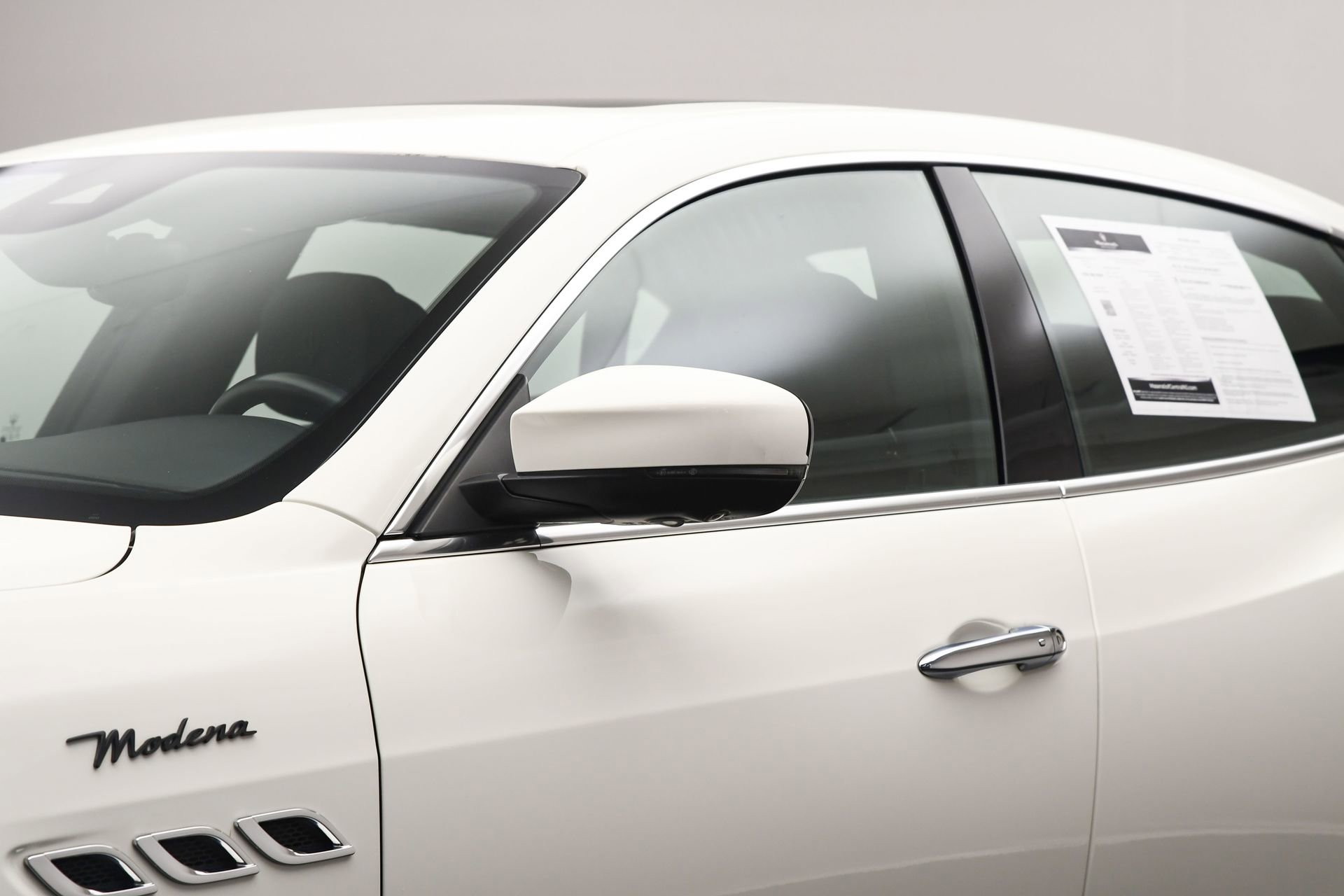 Used 2022 Maserati Quattroporte Modena Q4 image 10