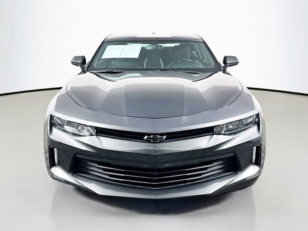 Used 2016 Chevrolet Camaro LT w/ Technology Package image 8