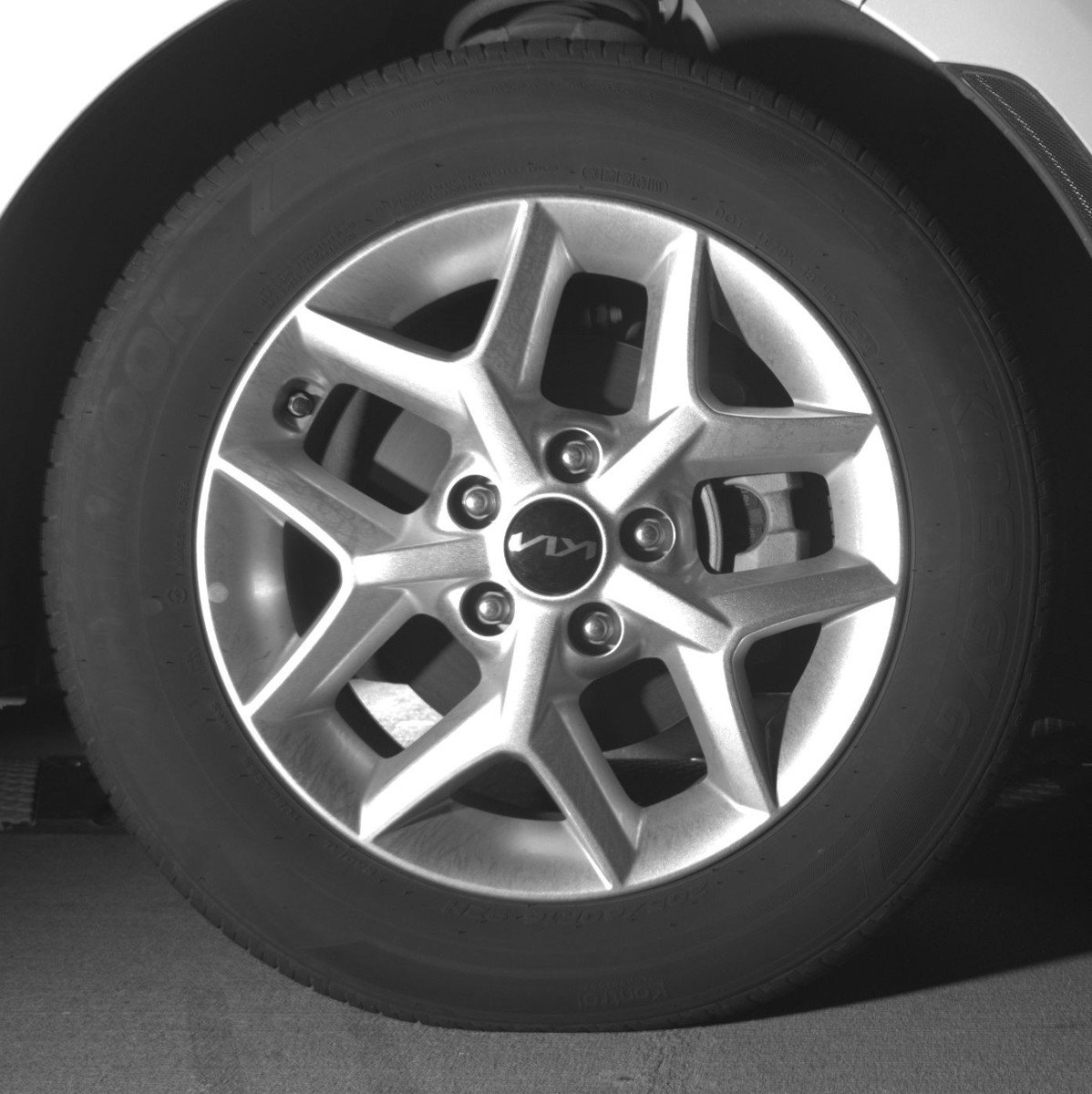 Used 2025 Kia Soul LX w/ LX Technology Package image 13