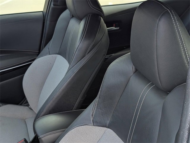 Used 2019 Toyota Corolla XSE image 26