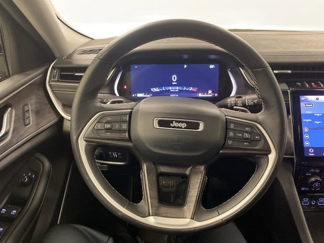 Used 2022 Jeep Grand Cherokee L Limited w/ Luxury Tech Group II image 18