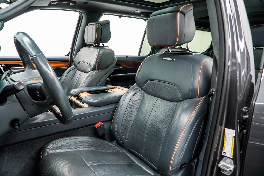 Used 2022 Jeep Grand Wagoneer Series II w/ Convenience Group III image 40