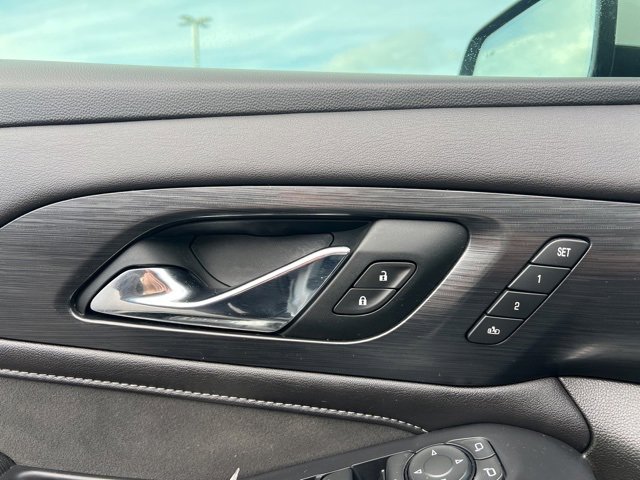 Used 2021 Chevrolet Traverse High Country image 20
