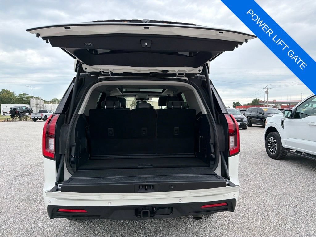 Used 2025 Ford Expedition Active AWD/4WD image 13