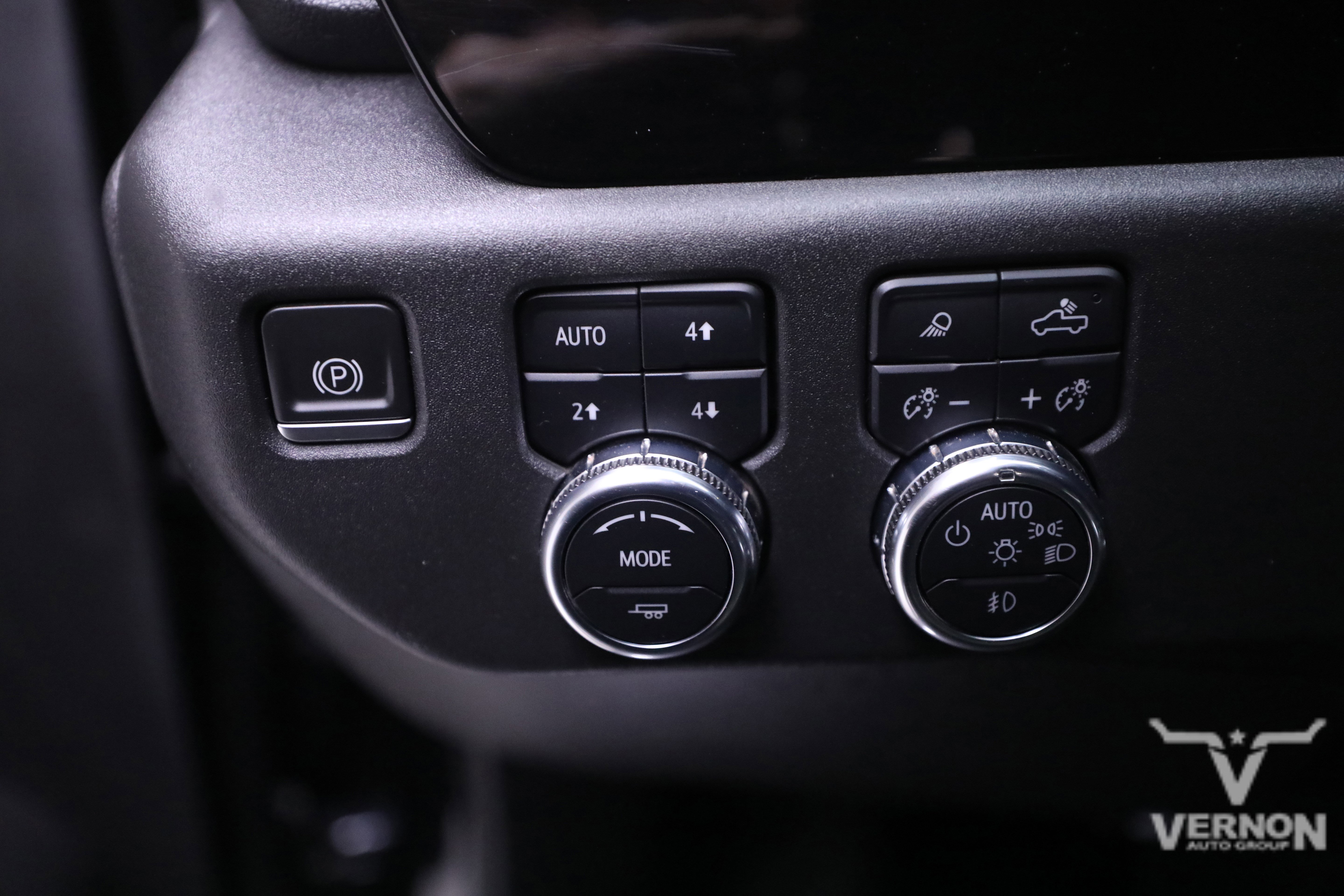 Used 2023 GMC Sierra 1500 SLT w/ SLT Premium Package image 16