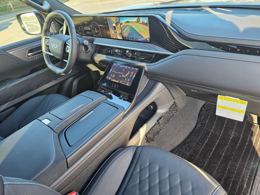 New 2026 INFINITI QX80 Autograph w/ Premium Cargo Package image 13