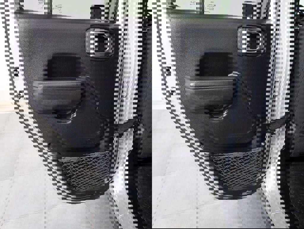 Used 2023 Jeep Wrangler Willys 4xe image 13