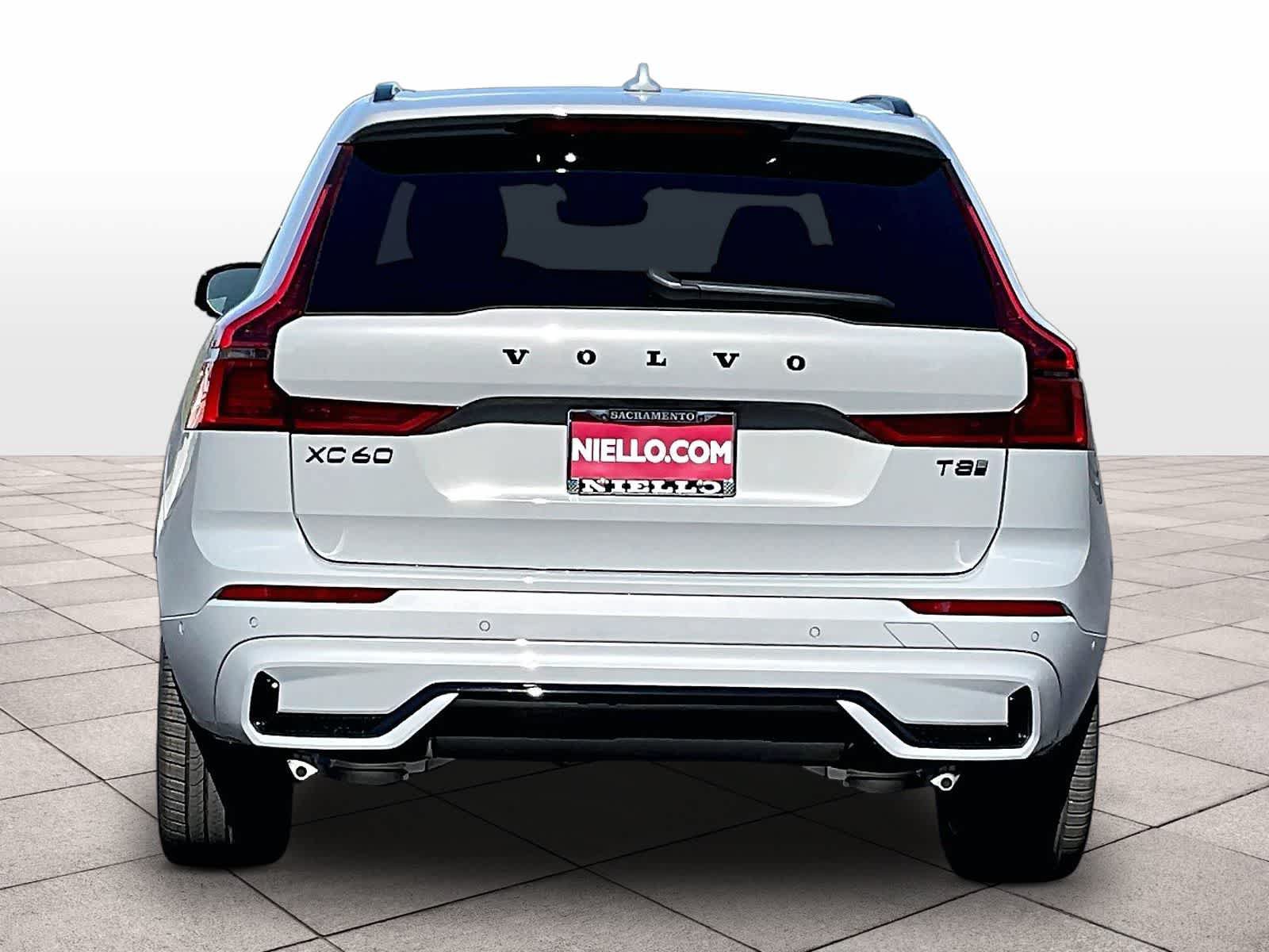 New 2026 Volvo XC60 T8 Ultra w/ Climate Package AWD/4WD image 6
