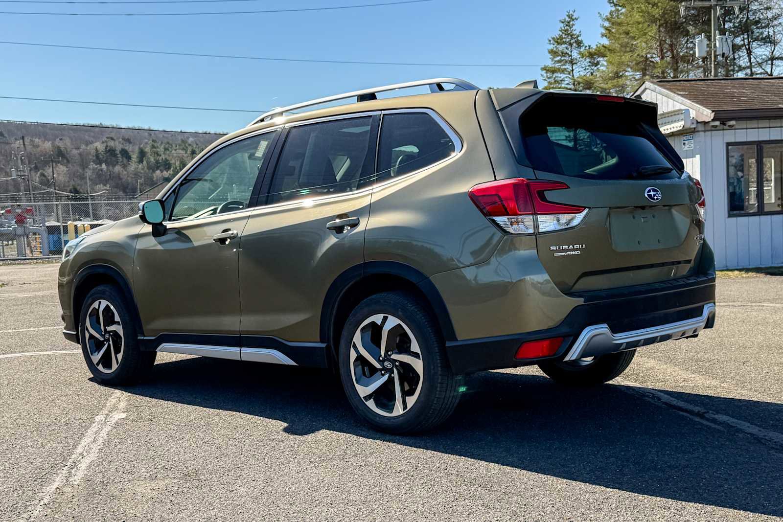 Certified 2023 Subaru Forester Touring w/ Popular Package #2 AWD/4WD image 5