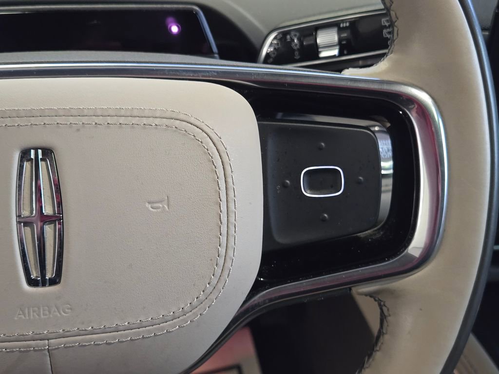 Used 2024 Lincoln Nautilus Premier w/ Equipment Group 102A image 17