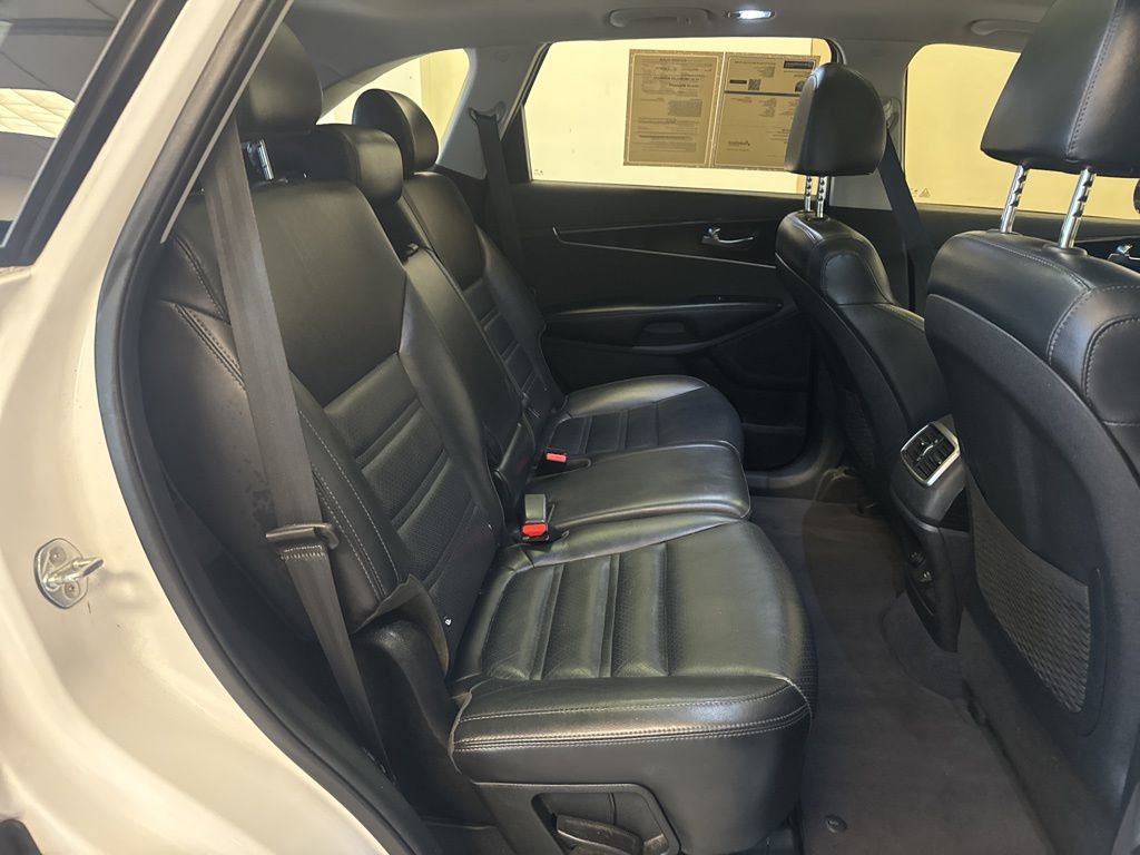 Used 2019 Kia Sorento EX image 14
