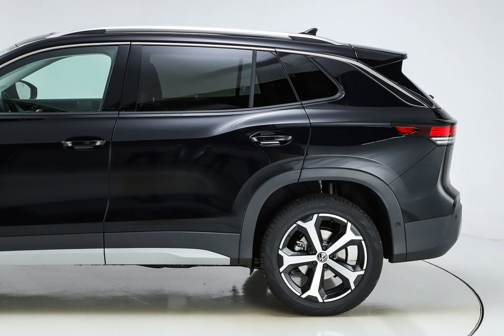 New 2026 Volkswagen Tiguan SE image 4