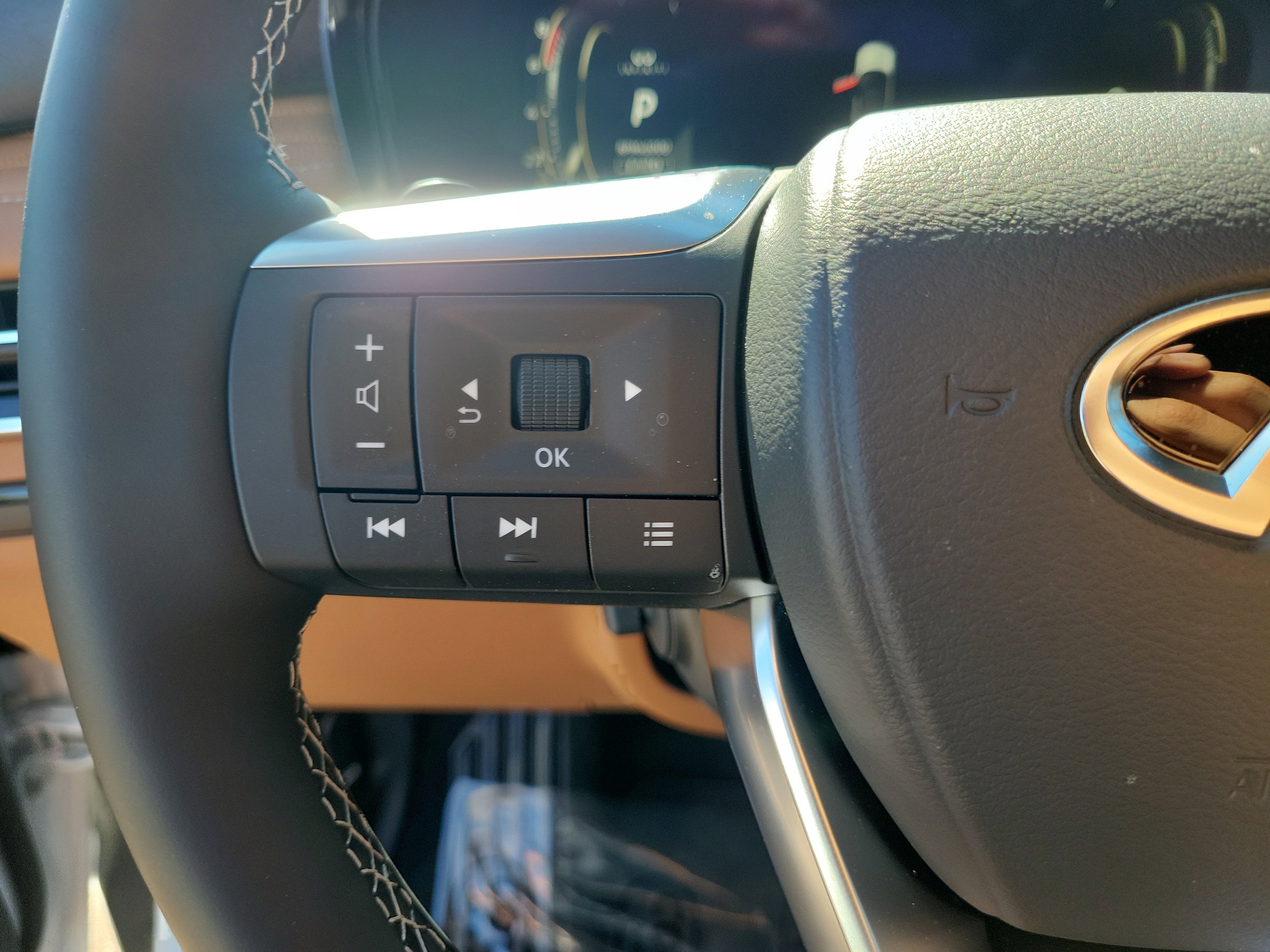 New 2026 INFINITI QX60 Autograph w/ Dark Cargo Package image 14