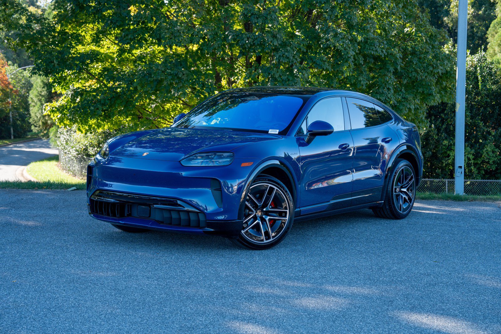 New 2026 Porsche Cayenne S AWD/4WD image 1
