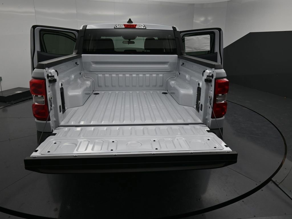 New 2025 Ford Maverick XLT w/ XLT Luxury Package image 31