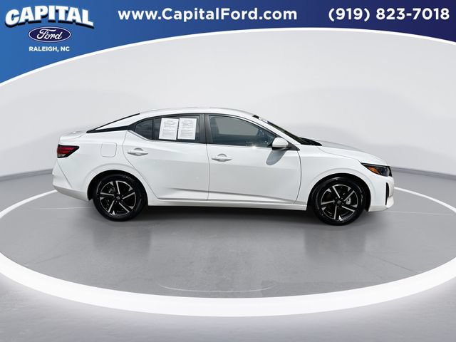 Used 2024 Nissan Sentra SV FWD image 9