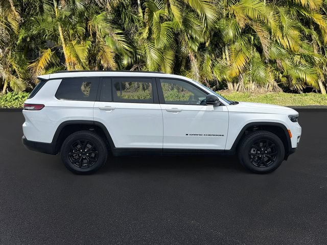 Used 2024 Jeep Grand Cherokee L Altitude RWD image 4