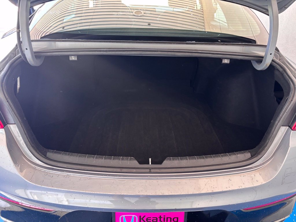 Used 2022 Kia K5 LXS FWD image 9