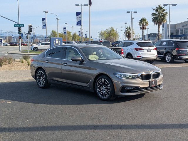 Used 2018 BMW 530i image 3