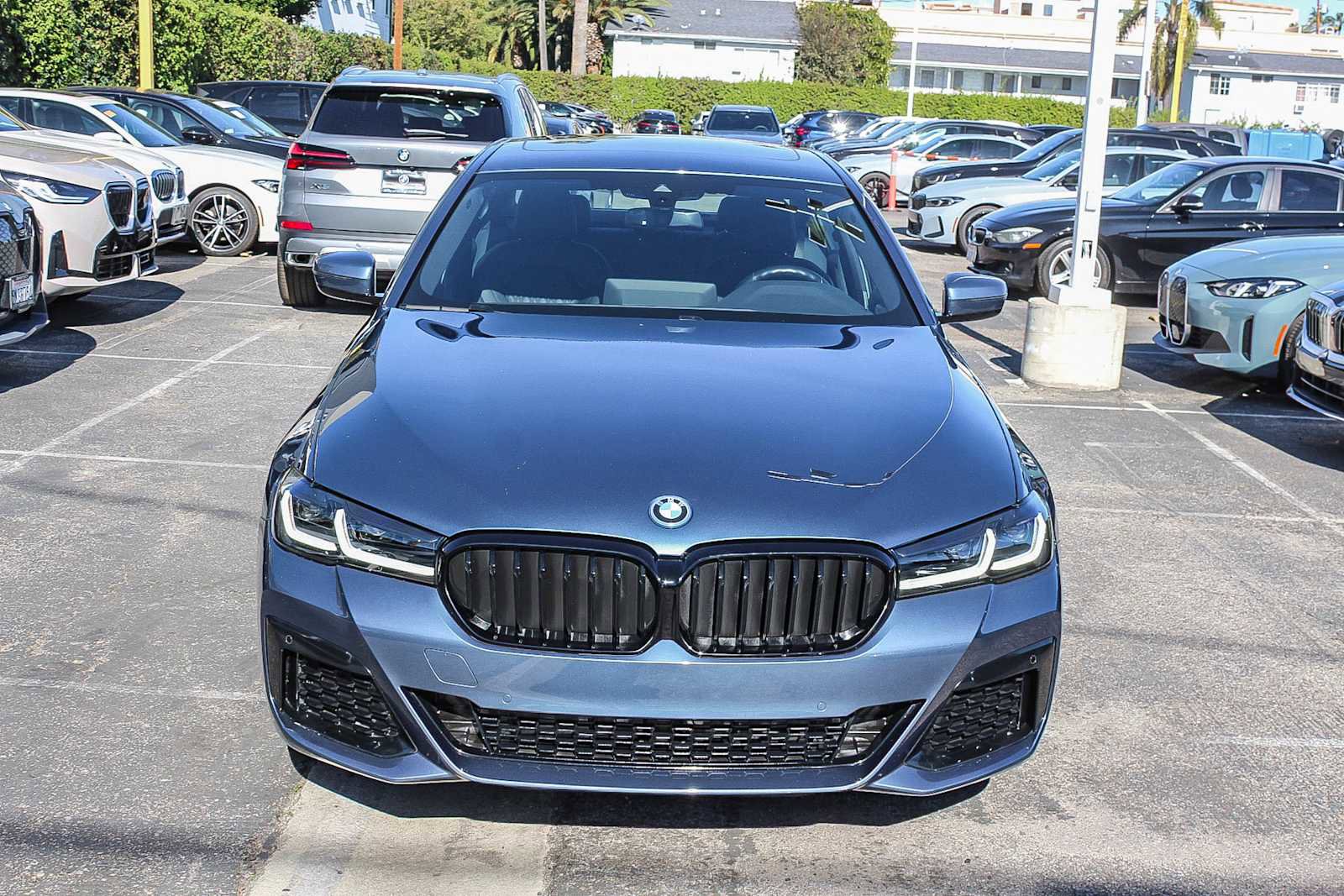 Certified 2023 BMW 530e w/ M Sport Package image 2